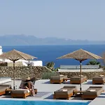 Ionic Hotel Plage de Super Paradise