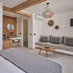 Ionic Super Paradise Beach (Mykonos)