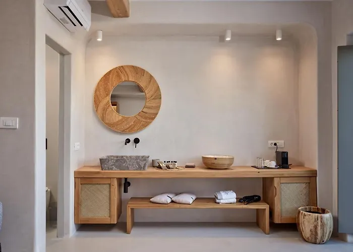 Ionic מלון סופר פרדייז ביץ'